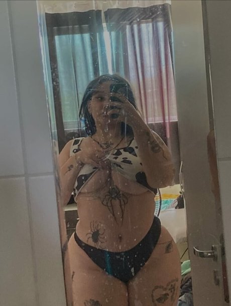 sucubo xxxモデル 写真