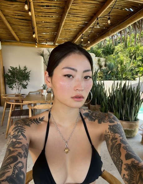 Mae Col スター xxx 写真