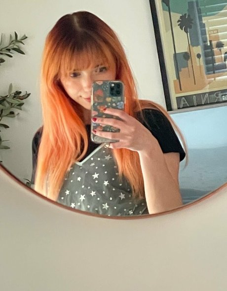 ニューハーフ POV OnlyFans セクシー 写真