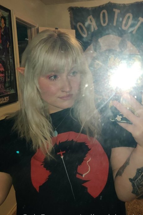 小さなお尻のOnlyFans セクシーxxx 写真