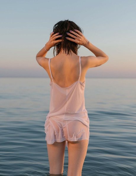 litlonn スター ヌード 写真