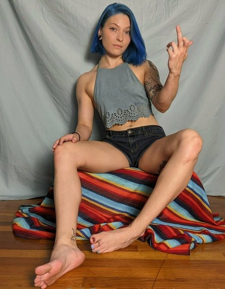 美しい足 OnlyFans 無料ヌード 写真