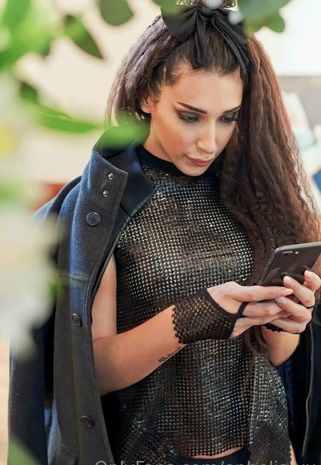 アジア人ピアスOnlyFans トップ 画像