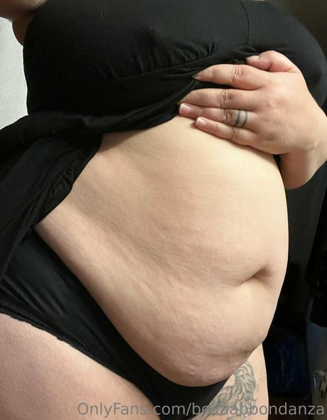 bellaabbondanza top profile image