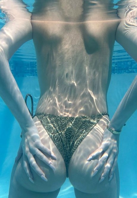 Laura Sophie Muller HDモデル 写真