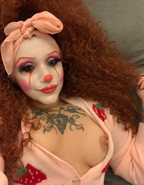 ルビーオンリーファン セクシーxxx ギャラリー