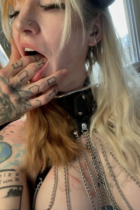 BDSMオンリーファン ホットxxx 画像