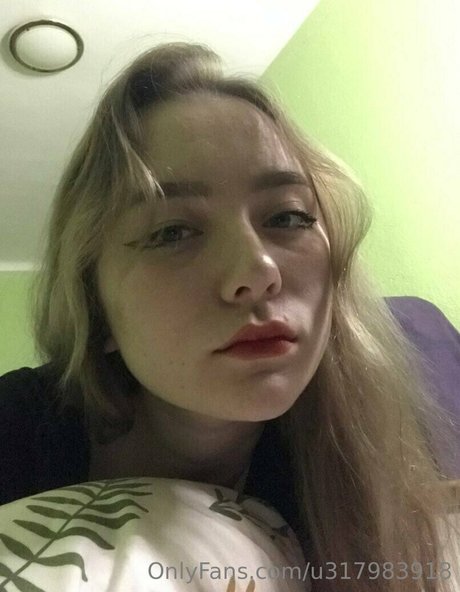 celebrity hannah montana セックス女優 写真