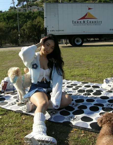 Juziis ヌード女優 ギャラリー