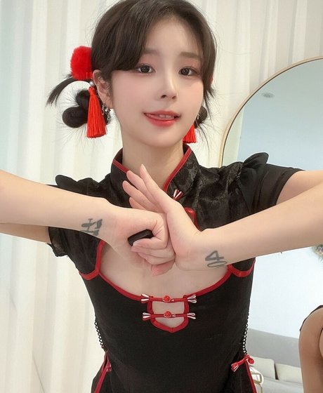 かわいい巨乳OnlyFans 無料セクシー 写真