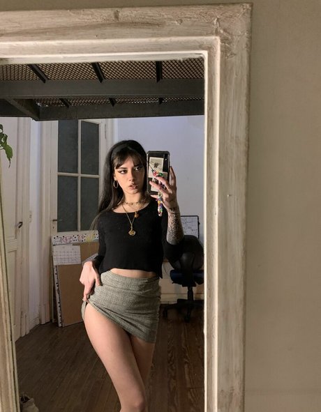 meli777 無料スター 写真