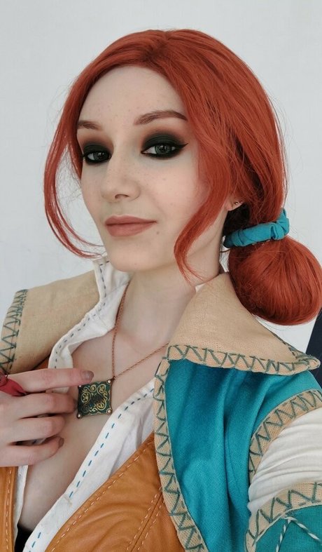 曲線美のティーンズOnlyFans ホット裸 写真