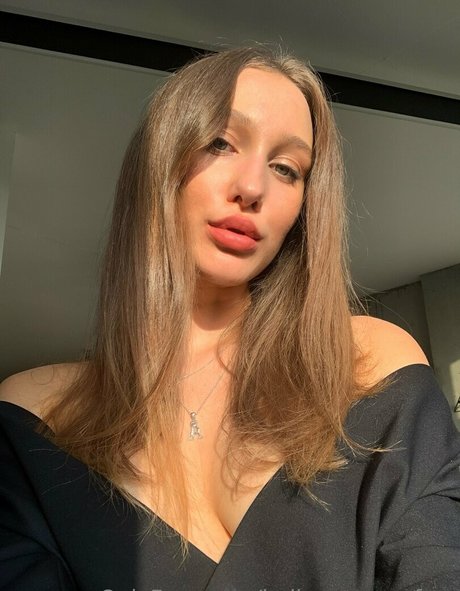 bella cooper free かわいいモデル 写真