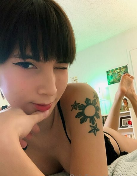 美しいアジアのOnlyFans アートxxx 写真