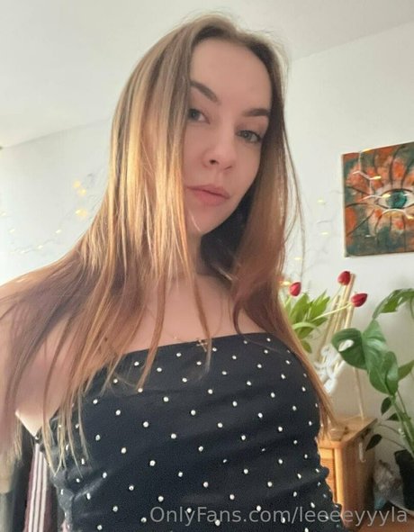 アジアンジム OnlyFans アート裸 画像