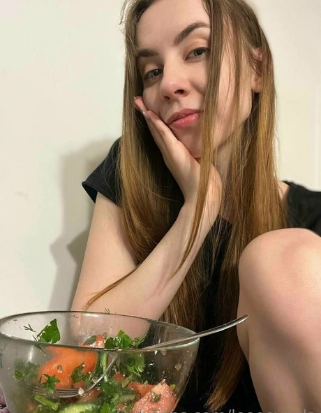 leeeeyyyla 女優 画像