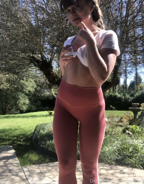 Mistywaterz 完璧な女優 写真