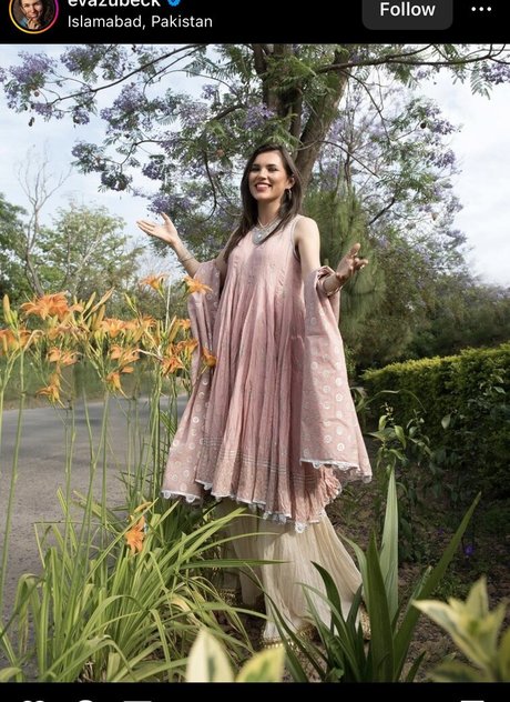 手袋onlyfans ヌード ギャラリー