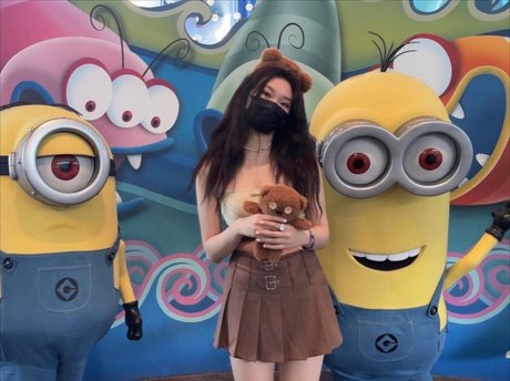 Vicki Mranrr かわいいポルノスター 写真