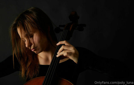 ぽっちゃりブロンドOnlyFans 無料セックス 写真