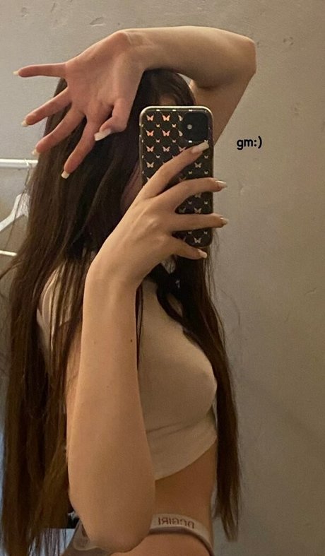 whylollycry ポルノ女優 写真