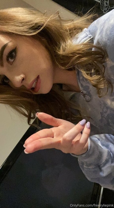 freeryliepink ポルノ女優 写真