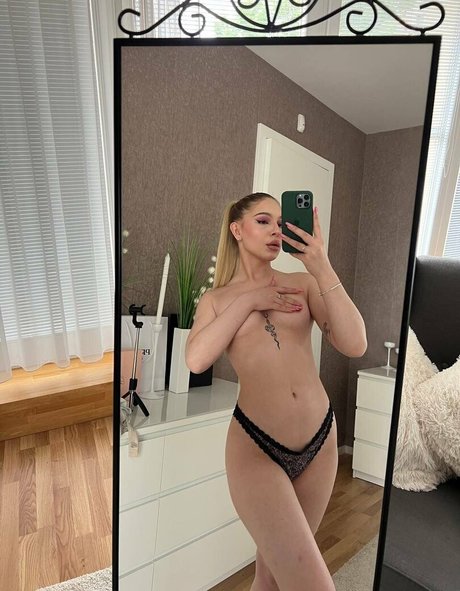 abellamurr 裸の女優 画像