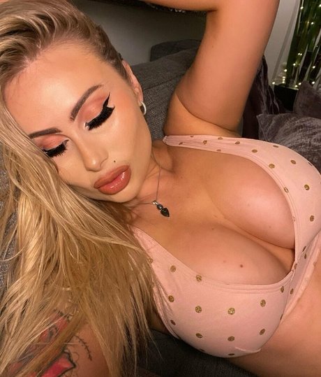 射精 顔射 OnlyFans セックス 写真