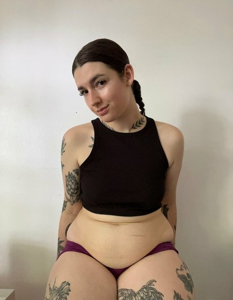 アジア人寝取られOnlyFans アートヌード 写真