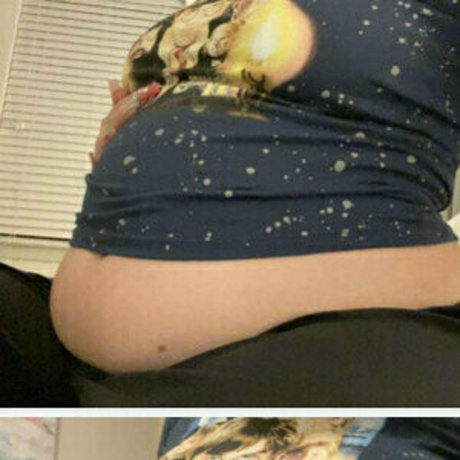 公共の場での猫のOnlyFans アートヌード ギャラリー