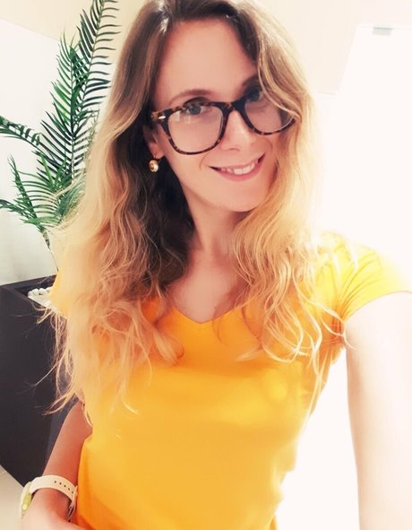 ellyedelweiss 素敵なモデル 写真