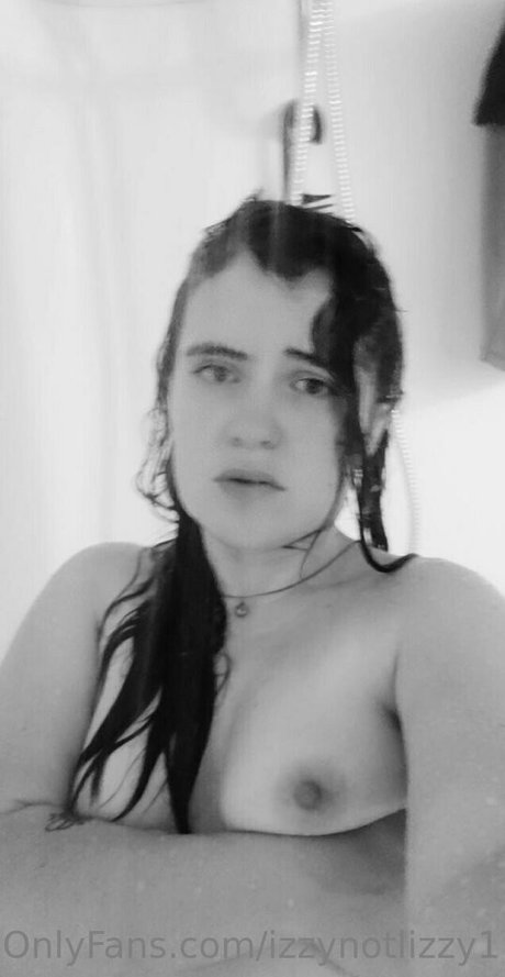 izzynotlizzy1 ポルノスター 独占 写真