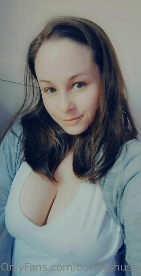bunnysnusnu ポルノスター HD 写真