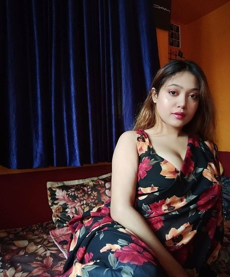 ティーングラスオンリーファン 無料セクシー 画像