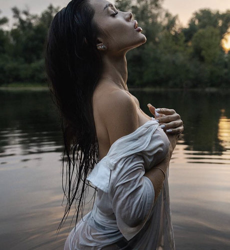 アジア人痴女OnlyFans セクシー裸 画像