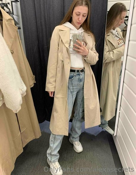 本物のティーンオンリーファン HD 写真