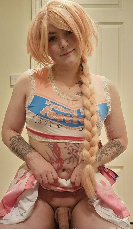 transgirlakira 無料スター 写真