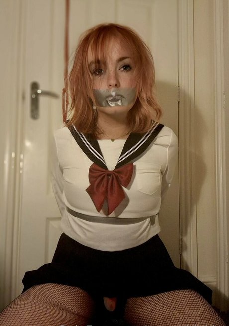 transgirlakira ポルノスター ヌード 写真