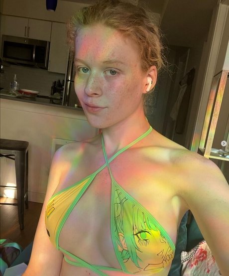 allie0t 無料のポルノスター 写真