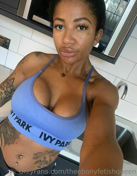 kikiluxxxe 限定スター 画像