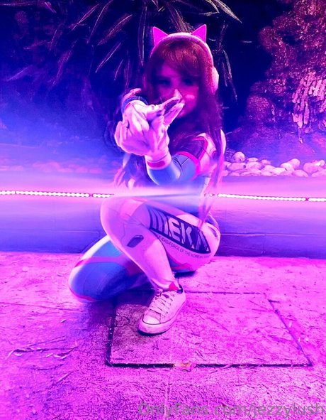 水中オンリーファン ホット裸 写真