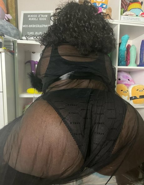 Strifequeeneris エロティックモデル ギャラリー