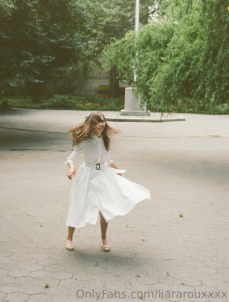 liararouxxxx ポルノスター 美しい 画像