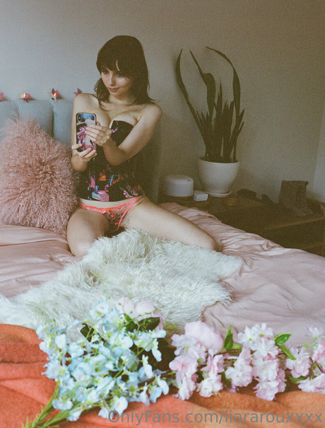 liararouxxxx トップモデル アーカイブ