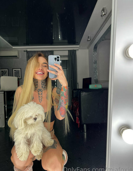 miafoxie 完璧なスター ギャラリー