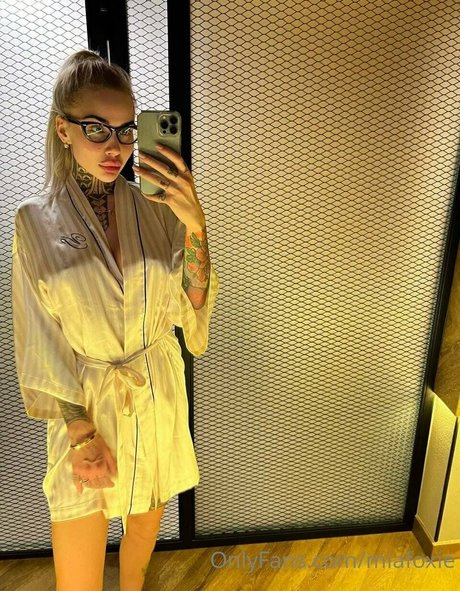 miafoxie 完璧なスター 画像