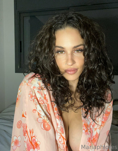 mariaphlores ホット女優 写真