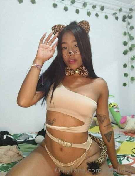 sinaluisa ポルノスター ヌード 写真