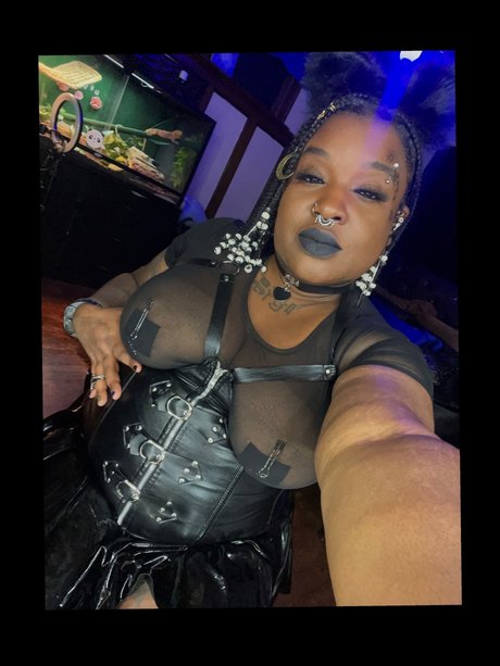 Twinkee ポルノスター ヌード 画像