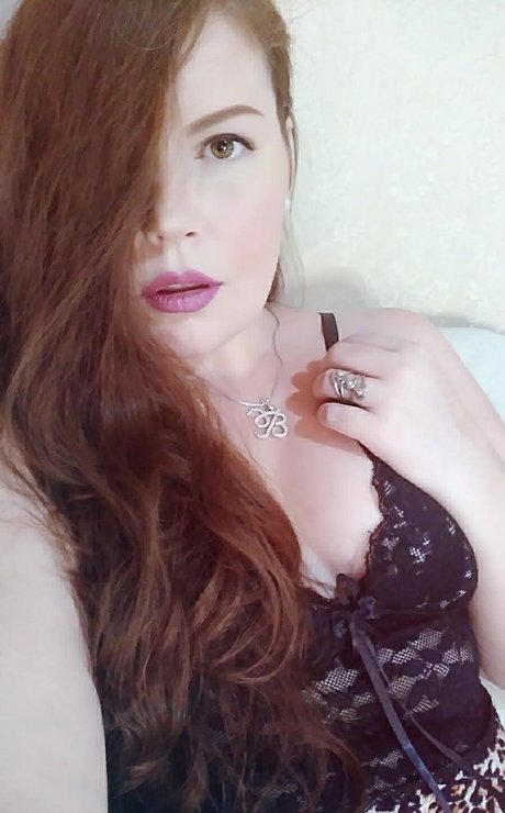 おっぱいOnlyFans 美しい裸 画像